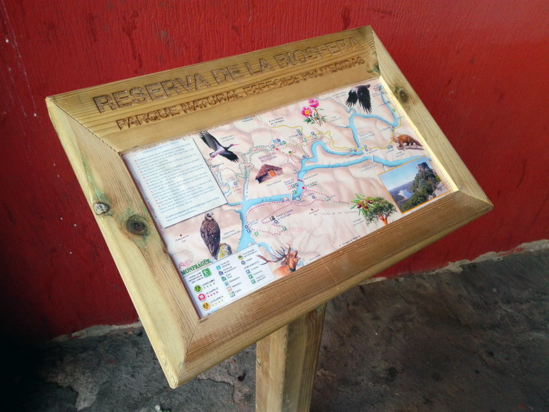 atril informacion rural mapa 4cart.madera metacrilato (21x41_3) 95-113x51x35_5 (20eu.) 1u